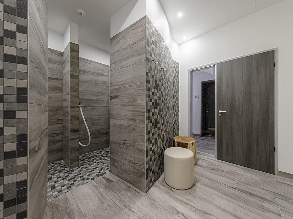 Moderner Duschbereich zum Wellness in Wustrow